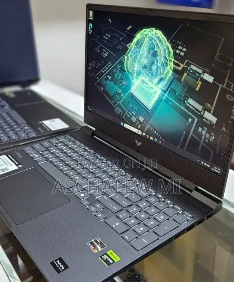 New Laptop HP Victus 15 16GB AMD Ryzen 7 SSD 512GB
