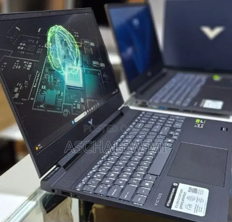 New Laptop HP Victus 15 16GB AMD Ryzen 7 SSD 512GB