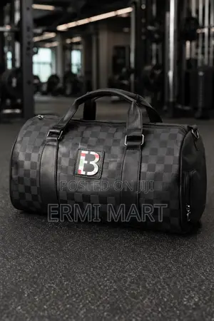 Black Checkered Gym Duffel Bag – Stylish Durable