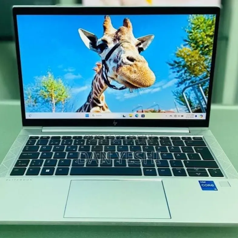 New Laptop HP EliteBook 830 G8 16GB Intel Core i5 SSD 512GB