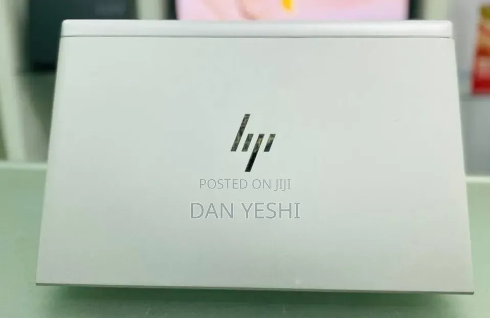 New Laptop HP EliteBook 830 G8 16GB Intel Core i5 SSD 512GB