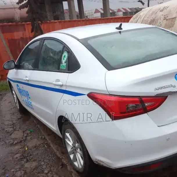 Chery Arrizo 5 2023 White