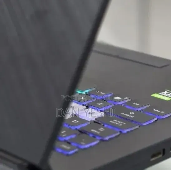 New Laptop Asus 16GB Intel Core i7 SSD 512GB