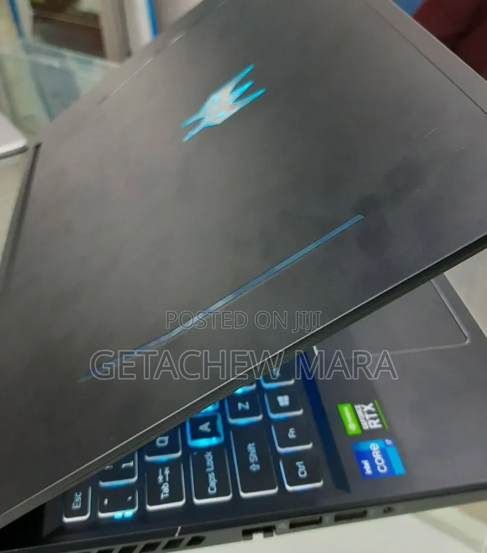 New Laptop Acer Predator Helios 300 16GB Intel Core i7 SSD 512GB