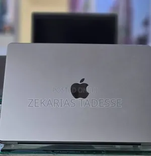 New Laptop Apple MacBook Pro M1 32GB Apple M1 Pro SSD 512GB
