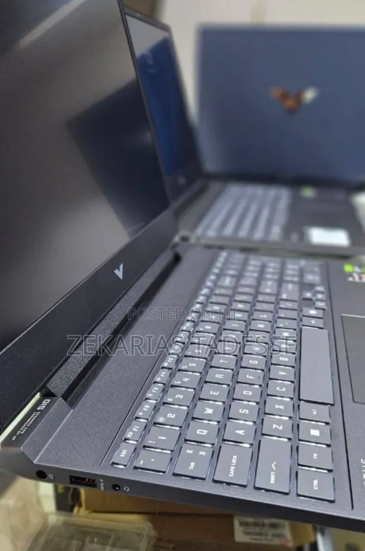 New Laptop HP Victus 15 16GB AMD Ryzen 7 SSD 512GB