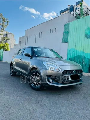 Suzuki Swift 2022 Gray