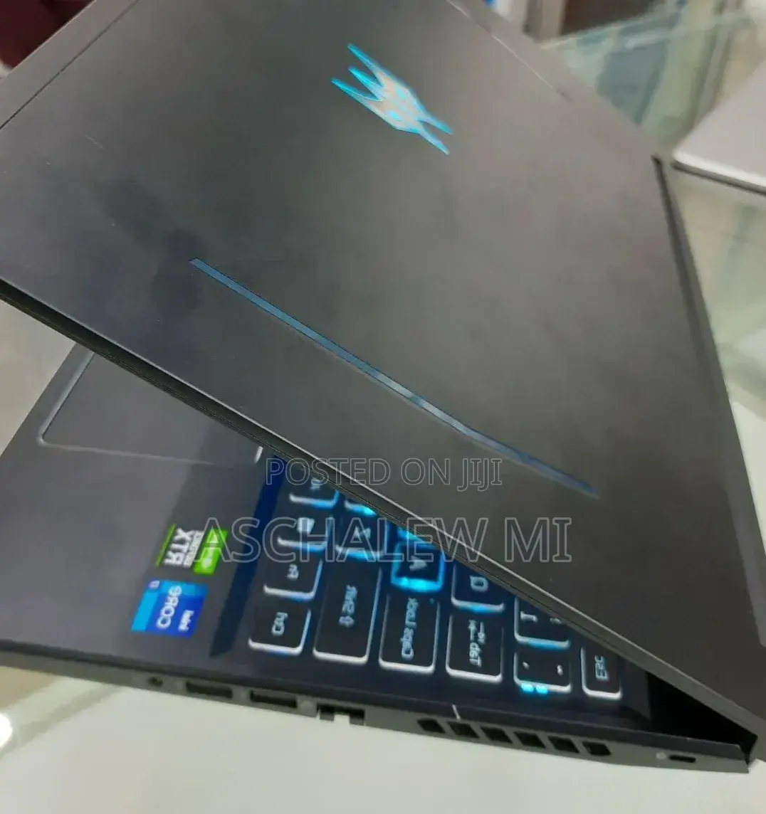 New Laptop Acer Predator Helios 300 16GB Intel Core i7 SSD 512GB