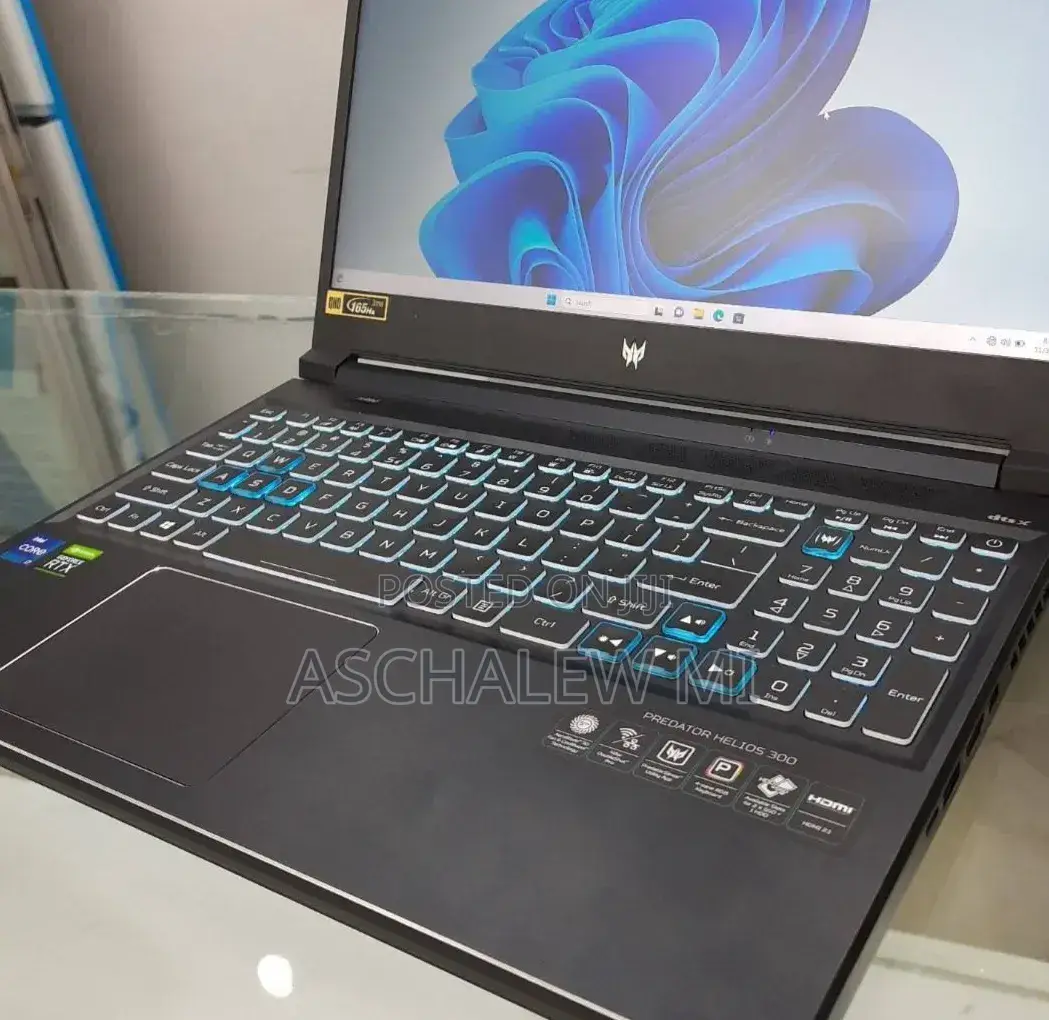 New Laptop Acer Predator Helios 300 16GB Intel Core i7 SSD 512GB