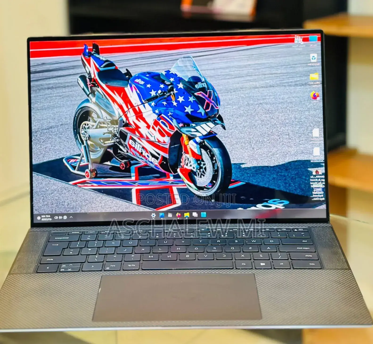 New Laptop Dell Precision 5560 16GB Intel Core i7 SSD 512GB
