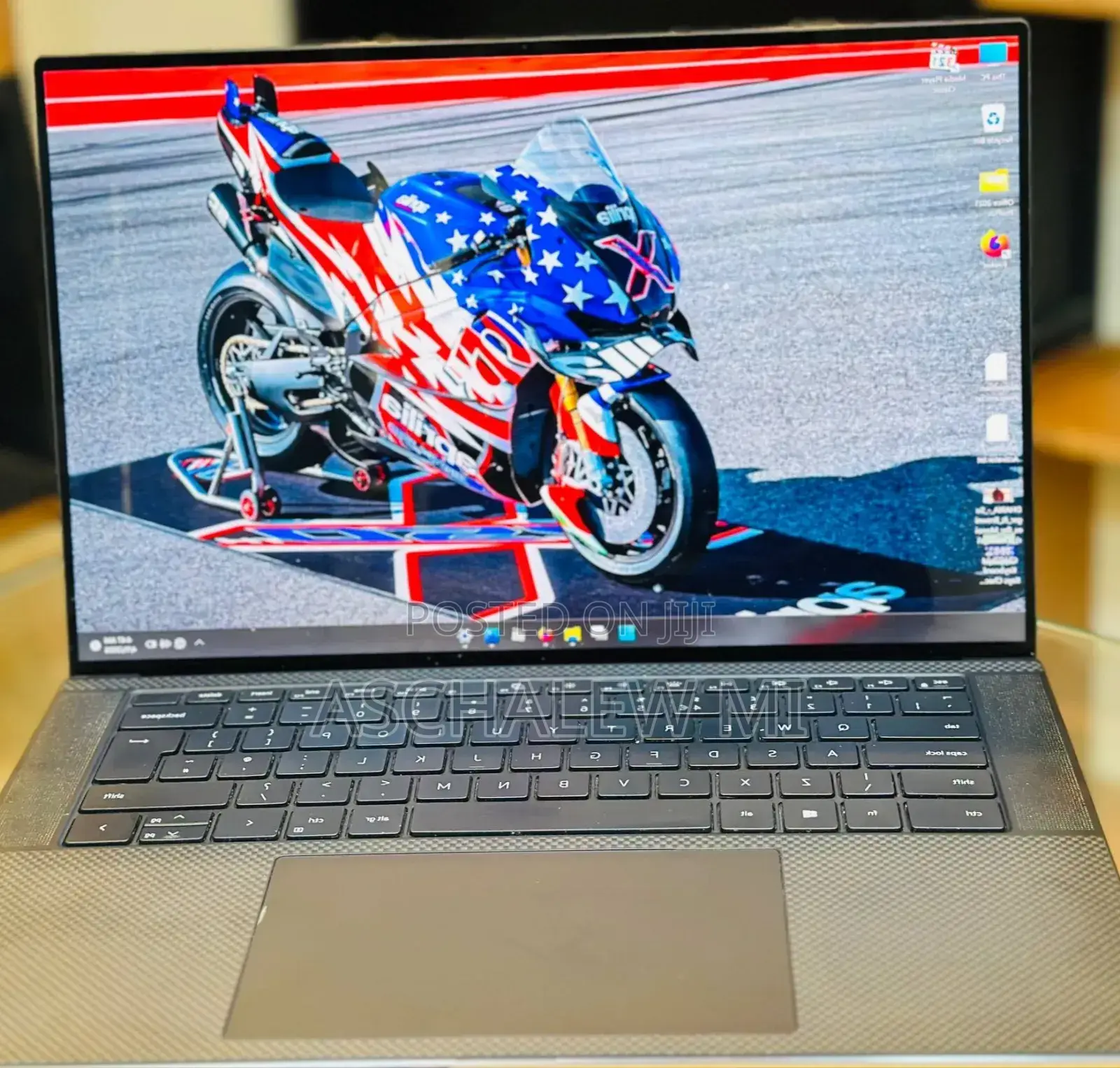 New Laptop Dell Precision 5560 16GB Intel Core i7 SSD 512GB
