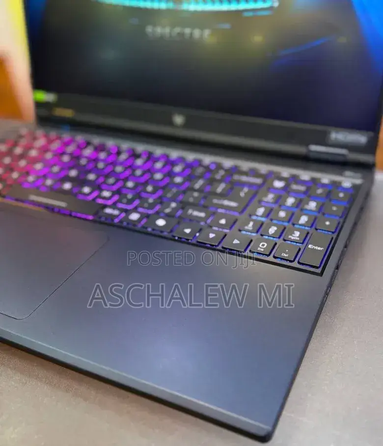 New Laptop Acer Predator Helios Neo 16 16GB Intel Core i9 SSD 1T