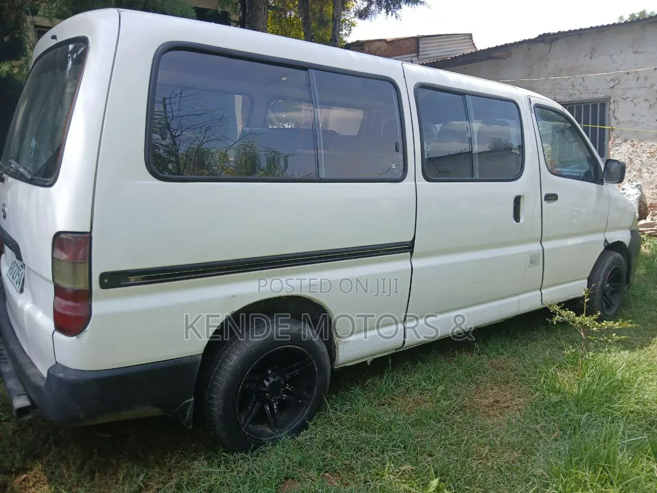 Toyota HiAce 2008 White