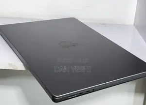 New Laptop Apple MacBook Pro 32GB Apple M1 Pro SSD 512GB