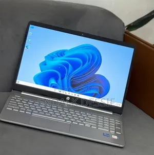 New Laptop HP Stream Notebook 8GB Intel Core i7 SSD 512GB