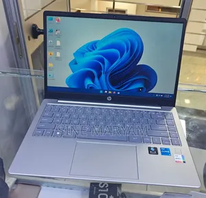 New Laptop HP 15-fd0290ns 16GB Intel Core i5 SSD 512GB