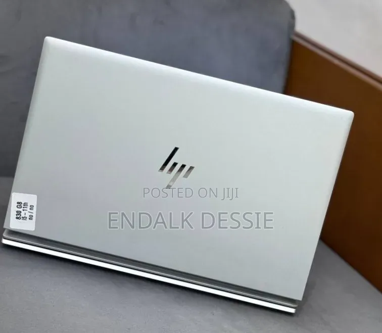 New Laptop HP EliteBook 830 G8 8GB Intel Core i5 SSD 512GB
