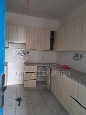 3bdrm Apartment in ሩፋኤል, Gullele for sale