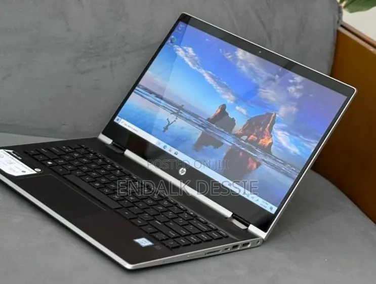 New Laptop HP Pavilion x360 8GB Intel Core i5 SSD 256GB