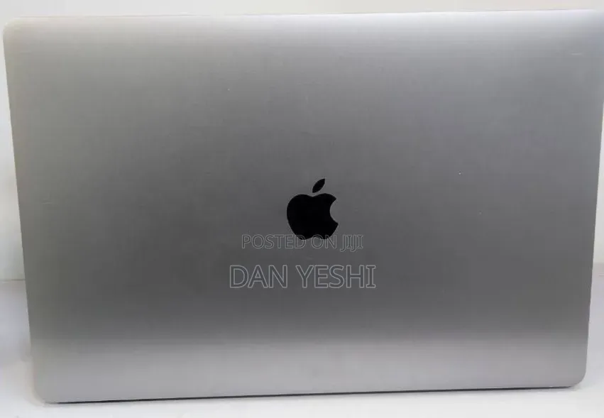 New Laptop Apple MacBook Pro 2019 16GB Intel Core i9 SSD 512GB