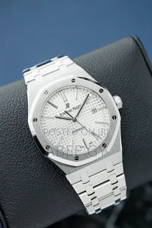 Ap Watch Rugged Elegance and a Sharp Dial Design in a Stainless Steel