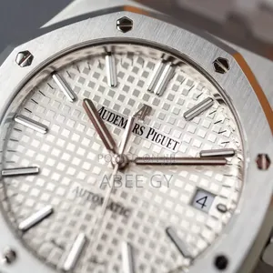 Ap Watch Rugged Elegance and a Sharp Dial Design in a Stainless Steel