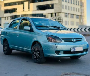 Toyota Platz 2005 Blue