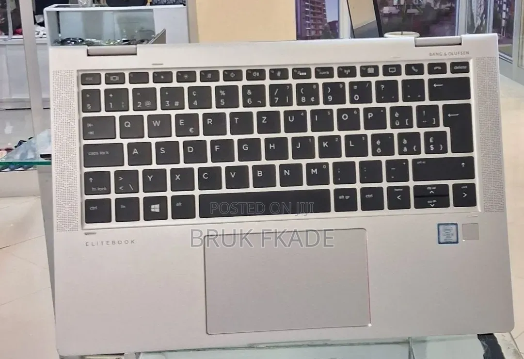 New Laptop HP EliteBook 1040 G4 16GB Intel Core i5 SSD 512GB
