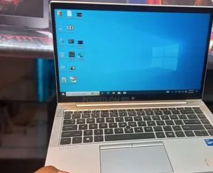 New Laptop HP EliteBook 840 G8 16GB Intel Core i5 SSD 512GB