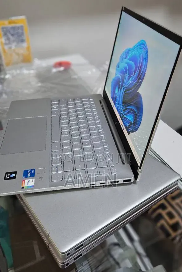 New Laptop HP Pavilion 14 16GB Intel Core i7 SSD 1T