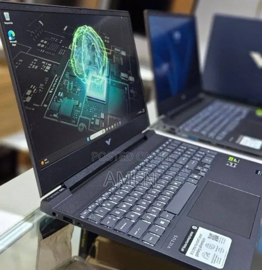 New Laptop HP Victus 16 16GB AMD Ryzen 7 SSD 512GB