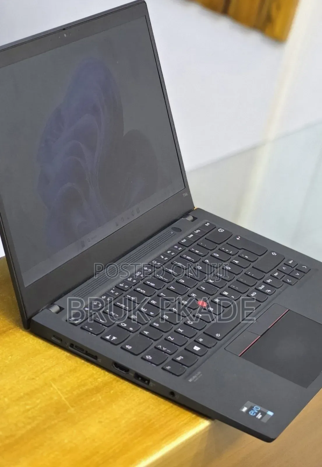 New Laptop Lenovo ThinkPad T14s Gen 2 16GB Intel Core i7 SSD 512GB