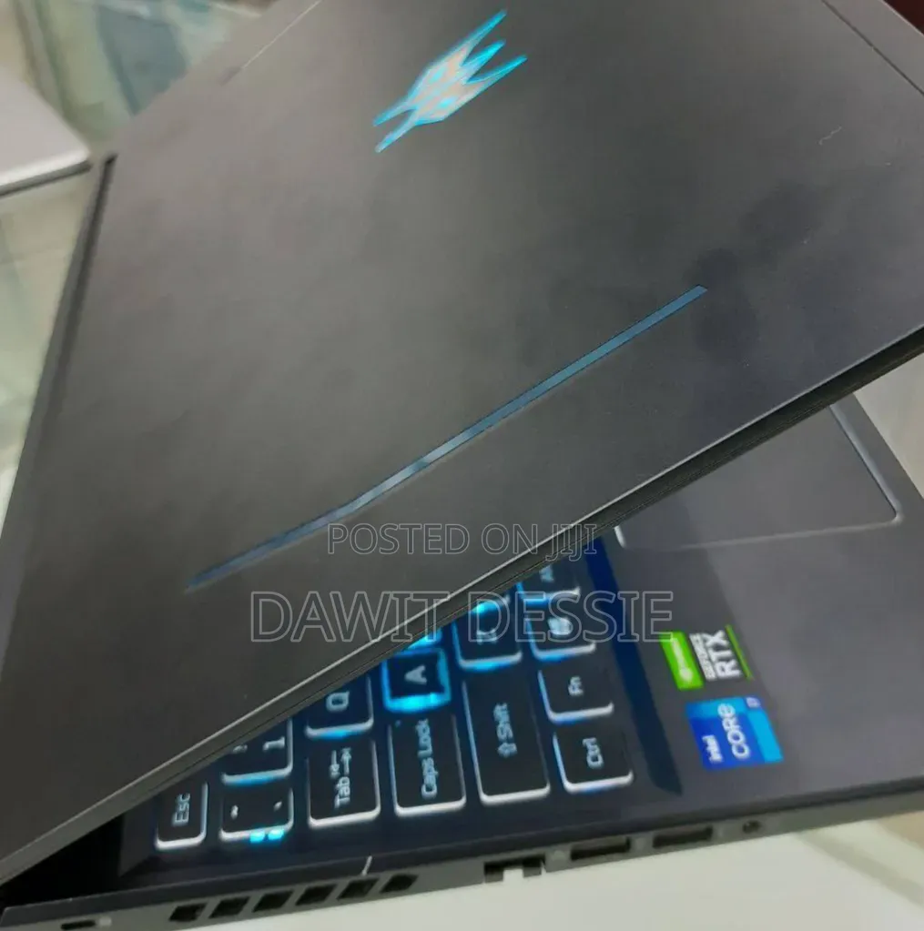 New Laptop Acer Predator Helios 300 16GB Intel Core i7 SSD 512GB