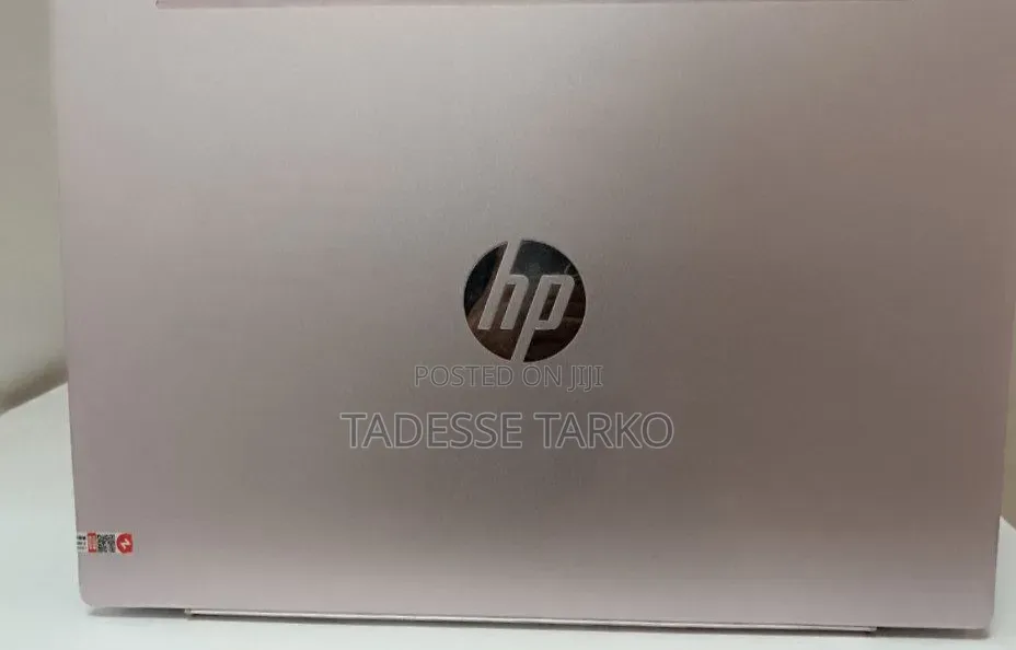 New Laptop HP Pavilion 14 8GB Intel Core i5 SSD 512GB