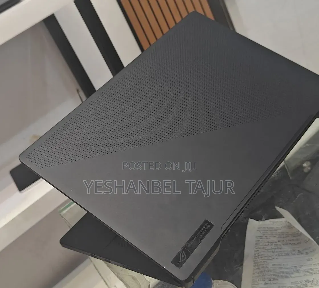 New Laptop Asus ROG Zephyrus G15 16GB Intel Core i7 SSD 512GB