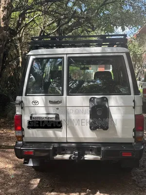Toyota Land Cruiser 2020 White