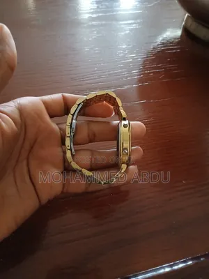 Bestwin ሰአት