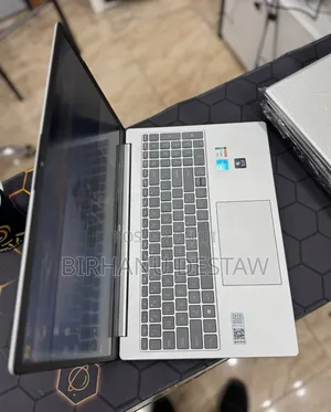 New Laptop HP Stream Notebook 16GB Intel Core i7 SSD 512GB