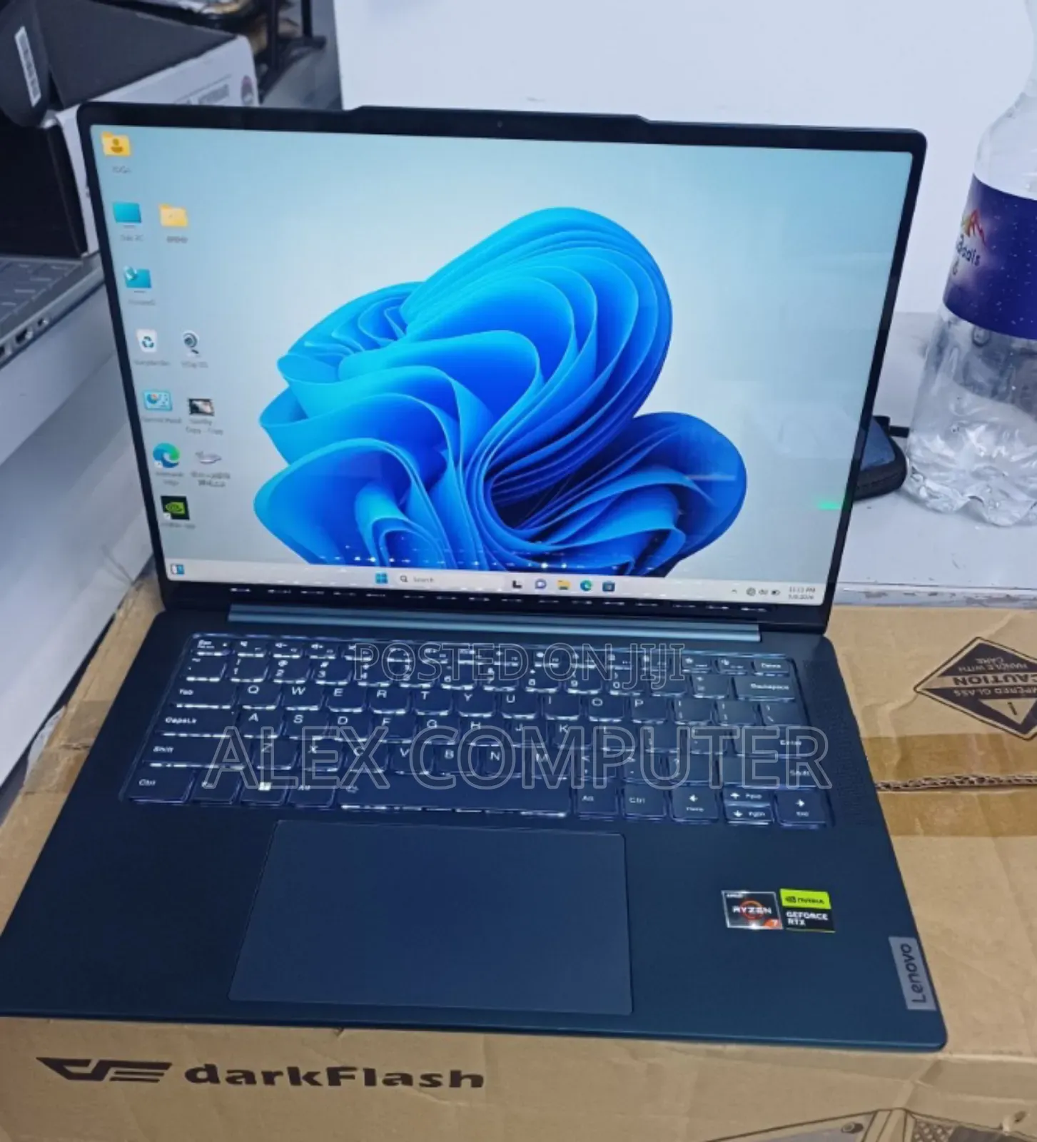 New Laptop Lenovo 16GB AMD Ryzen 7 SSD 512GB
