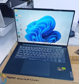 New Laptop Lenovo 16GB AMD Ryzen 7 SSD 512GB