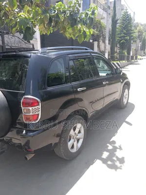 Toyota RAV4 1.8 2005 Black
