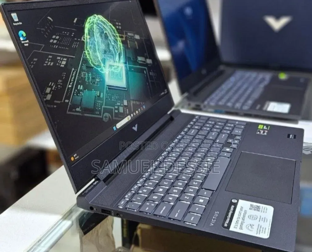 New Laptop HP Victus 15 16GB AMD Ryzen 7 SSD 512GB