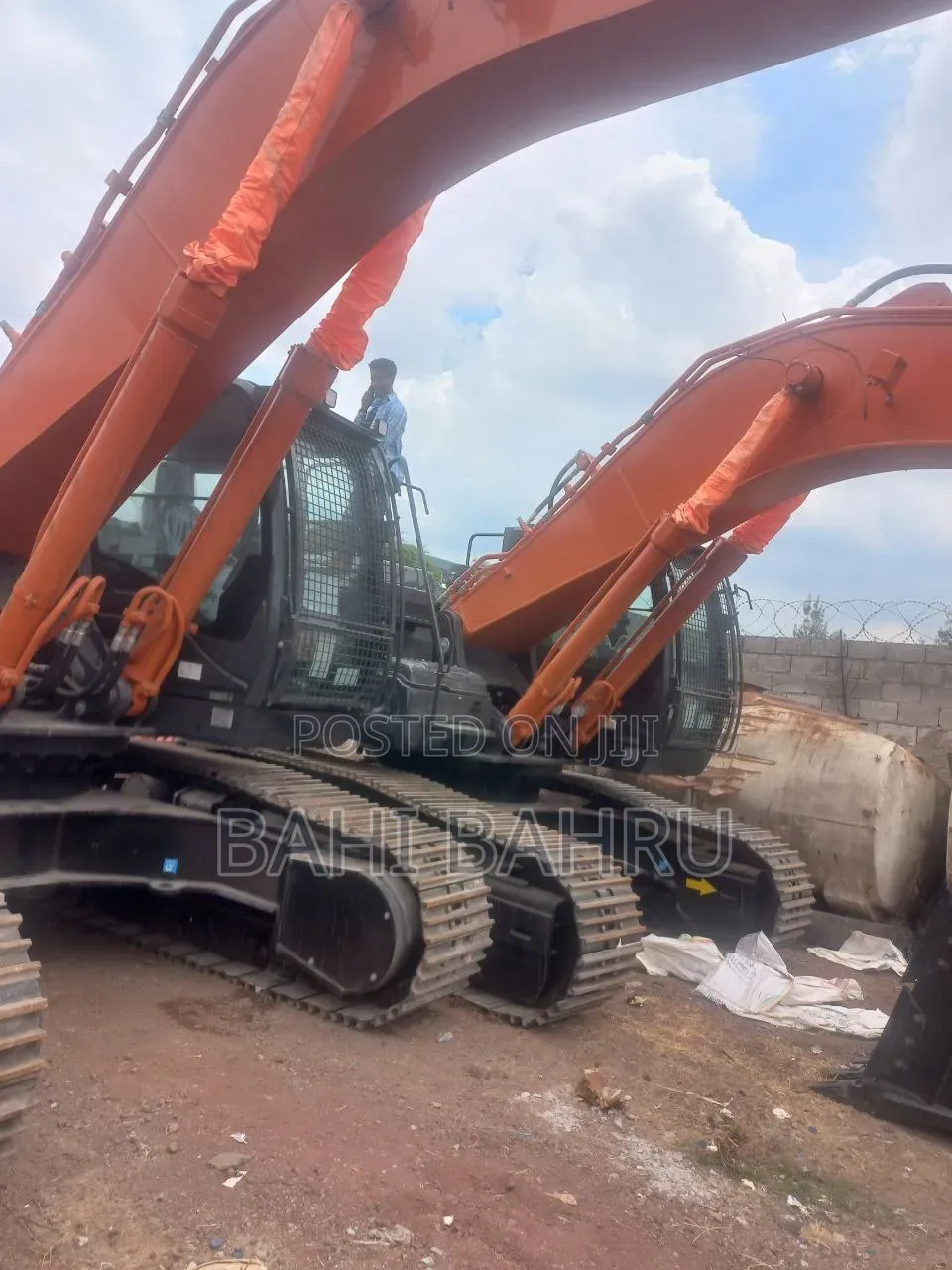 Hitachi Excavator for Sale