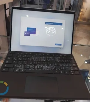 New Laptop Microsoft Surface Pro 9 16GB Intel Core i7 SSD 512GB
