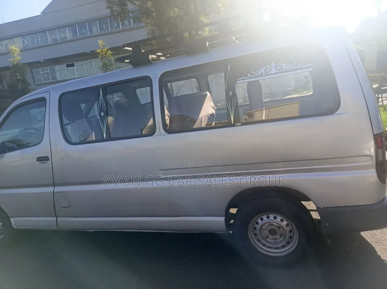 Toyota HiAce 2001 Silver
