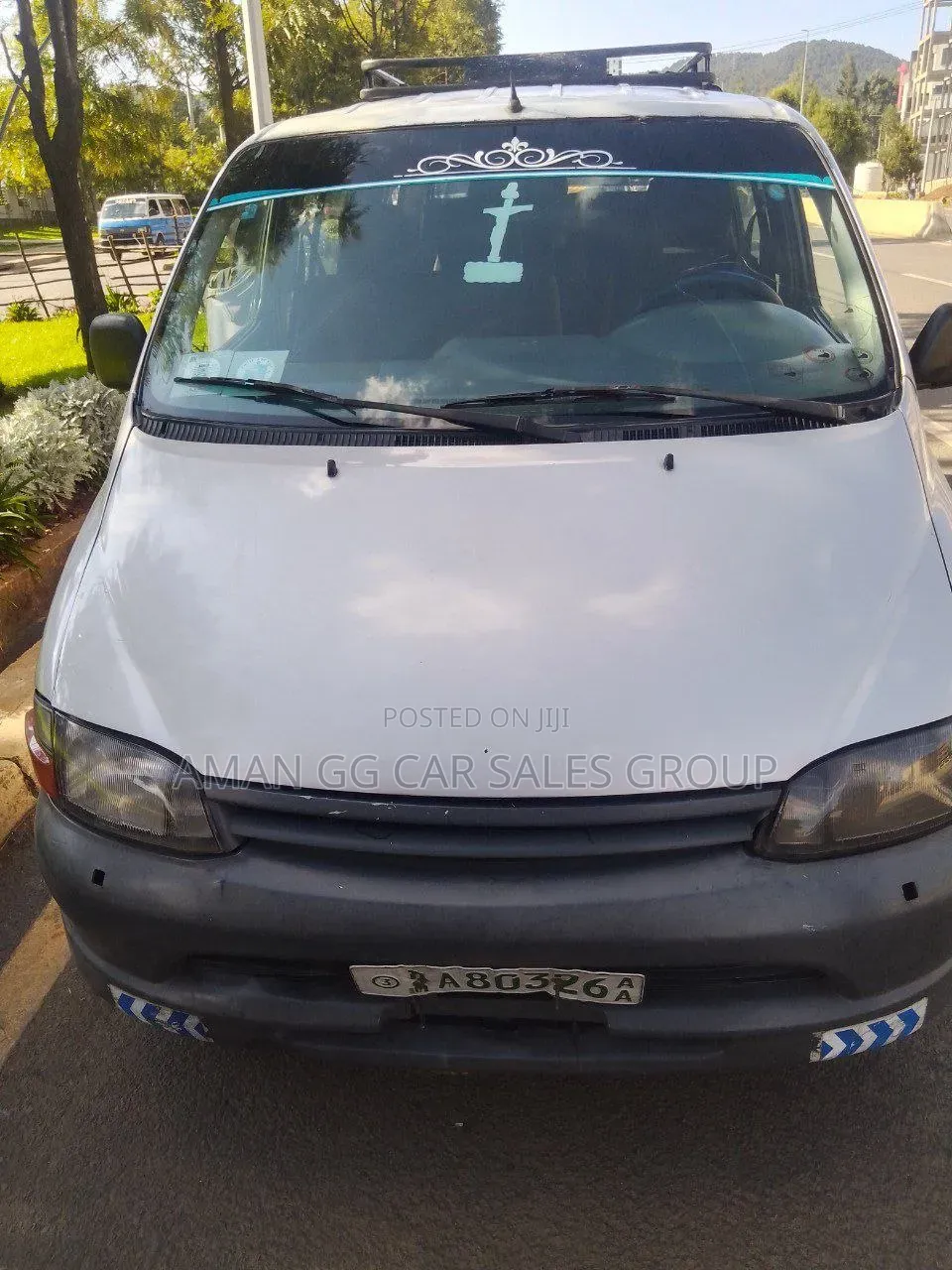 Toyota HiAce 2001 Silver