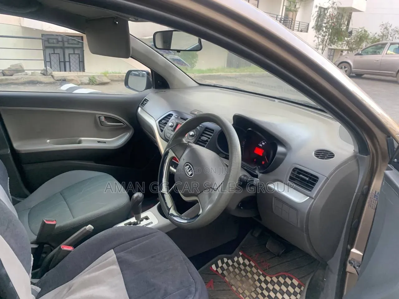 Kia Picanto 2012 Gold