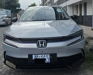 Honda e:NS2 68.8 kWh FWD 2025 Silver