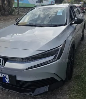 Honda e:NS2 68.8 kWh FWD 2025 Silver