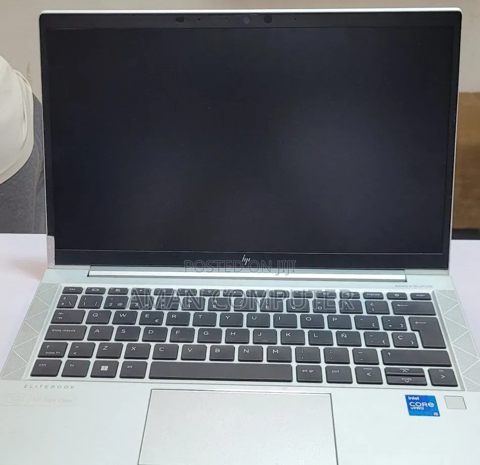 New Laptop HP EliteBook 830 G8 16GB Intel Core i5 SSD 512GB